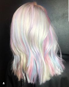 Pastel Streaks In Blonde Hair, Blonde Hair Pastel Highlights, Blonde And Pastel Hair, Pastel Hair Aesthetic, Pastel Hair Colors With Blonde, Blonde Rainbow Hair, Playful Hairstyles, Pastel Hair Colors, Iridescent Hair