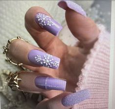 Winter Nail Art Ideas, Winter Christmas Nails, Nail Options, Snowflake Nail Design, Snow Nails, Winter Manicure, Purple Nail Polish, Snowflake Nails