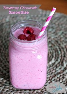 raspberry cheesecake smoothie in a mason jar