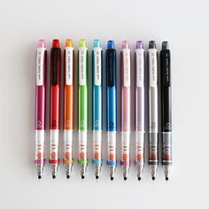 Uni Kuru Toga Standard Mechanical Pencils Kuru Toga Mechanical Pencil, College Supplies, Stationary Art, Chalk Pencil, Cute Stationary School Supplies, Stationary Supplies, Cool School Supplies, Study Stationery, School Organization Notes