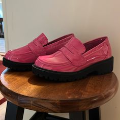 Link Pink Patent Loafer Brand New, Never Worn Trendy Pink Flat Heel Loafers, Casual Pink Closed Toe Loafers, Trendy Pink Flat Loafers, Casual Pink Slip-on Loafers, Trendy Closed Toe Pink Flats, Pink Loafers, Patent Loafers, Pink Girl, Kids Shoes