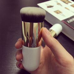 Face Makeup Brush Foundation Brush Kabuki Brush Bb Cream Makeup, Foundation Contouring, Powder Contour, Make Up Tools, White Makeup, Cosmetic Brush, Face Makeup Brush, Cream Makeup