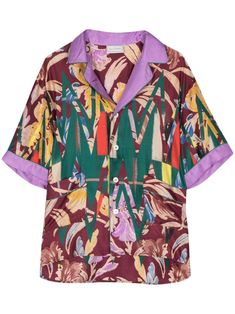 purple/multicolour silk all-over graphic print notched collar front button fastening short sleeves two front patch pockets straight hem Multicolor Printed Silk Shirt, Purple Printed Shirt With Short Sleeves, Designer Short Sleeve Multicolor Shirt, Multicolor Silk Collared Shirt, Summer Silk Shirt With Graphic Print, Purple Floral Print Short Sleeve Shirt, Designer Multicolor Camp Collar Shirt, Multicolor Short Sleeve Work Shirt, Silk Graphic Print Short Sleeve Tops