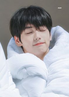 #soobin #txtsoobin  #choisoobin  #txt #tomorrowxtogether Cute Soobin, Male Idols, Kpop Wallpaper, Cute Pictures, K Pop