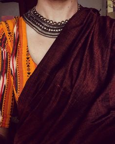 The Best Necklace Designs You Can Wear With Sarees • Keep Me Stylish Retail Market, Elegant Saree, Stylish Sarees, Blouse Design Models, Saree Dress, Indian Attire