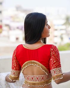 Lehenga Blouse Back, Wedding Lehenga Blouse, Blouse Design Ideas, Design Lehenga, Blouse Designes, Blouse Back Neck Design, Back Neck Design, Blouse Back Neck, Blouse Lehenga