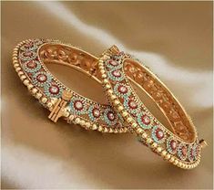 Kada Design, Meenakari Bangles, Chikankari Lehenga, Indian Jewelry Earrings, Sharara Suits, Wedding Lehengas, Designer Lehengas, Suits Wedding, Antique Jewellery Designs