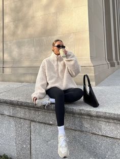 Modele Fitness, Look Legging, New York Outfits, Leggings Outfits, Cold Outfits, Neue Outfits, Athleisure Outfits