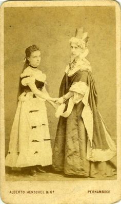 Jenny Swift Grinnell and Mrs. Humphrey H. Swift (Bertha Wesselhoeff). Written verso "Theatricals in Pernambuco", which is a state of Brazil 1860 Fashion, 19th Century Clothing, Musee Carnavalet, History Magazine, Victorian Photos, Portrait Paintings, Century Clothing, Victorian Clothing, Old Fashion