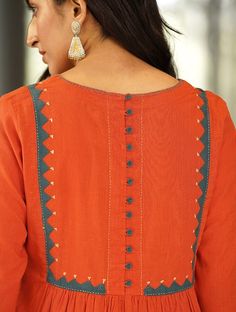 Women Red Cotton Applique Round Neck Loose Fit Kurta Designer Neck For Suits, Kurta For Women, Designer Kurti Patterns, Simple Kurti Designs, Kurta Neck Design, Back Neck Designs, Dress Design Patterns, Kurti Neck Designs