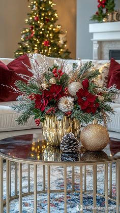 Create a show-stopping Christmas coffee table with 100 gorgeous styling ideas! From elegant Christmas centerpieces for a coffee table to creative Christmas tray decor ideas, find your perfect look. Featuring easy DIY Christmas decorations and Christmas centerpiece ideas for every style. Click to transform your living room's focal point! Floral Christmas Centerpieces For Table, Christmas Arrangements Centerpieces Diy, Christmas Table Centerpieces Ideas Elegant, Christmas Tray Decor Ideas, Diy Christmas Centerpieces For Table, Christmas Sleigh Centerpiece, Coffee Table Christmas Decor, Christmas Coffee Table Decor Ideas, Christmas Floral Arrangements Diy