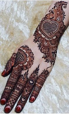 henna designs for hands and feet