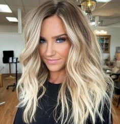 Blonde Hair Straight Balayage, Blonde Hair Over Dark Hair, Hair Color For Blondes With Lowlights, Blonde Color Trends 2023, Blonde With Brown Smudge Root, Bayalage Blonde 2023, Blonde Balayage Smudged Root, Bright Blonde Highlights With Root Smudge, Blonde Hair For Naturally Dark Hair