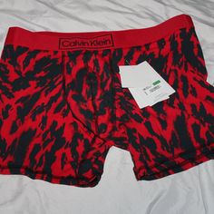 Calvin Klein Men's Red Black Cotton Reimagined Heritage Boxer Brief Size Large Red Stretch Multi-pack Boxer Briefs, Sporty Red Multi-pack Boxer Briefs, Sporty Red Multipack Boxer Briefs, Casual Red Boxer Briefs For Sports, Sporty Red Fitted Boxer Briefs, Red Fitted Sporty Boxer Briefs, Red Cotton Sports Boxer Briefs, Red Cotton Boxer Briefs For Sports, Red Fitted Cotton Boxer Briefs