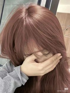 Pink Dark Brown Hair, Rusty Pink Hair, Pink Beige Hair Color, Hair Color Matching Skin Tone, Brown Pink Hair Color, Pinky Brown Hair, Light Brown Pink Hair, Hair Color Ideas Cool Tones, Japanese Hair Color Ideas