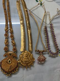 Haaram Designs, Ruby Necklace Designs, Long Haram, Indian Jewelry Earrings, Saree Jewellery, Gold Jewelry Outfits