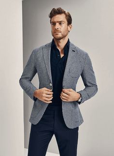 Business Casual Attire For Men, Gray Suits, Business Casual Dress Code, Mens Fashion Blog, Traje Casual, Business Casual Dresses