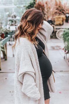 Wrapped Bouquet, Sweater Over Dress, Baby Bump Style