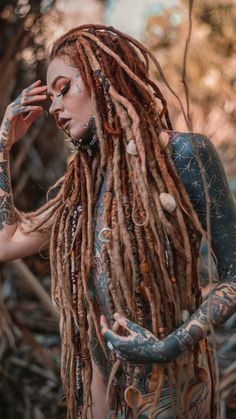 Dread Maintenance, White Girl Dreads, Dreadlock Maintenance, Side Portrait, Dreads Styles