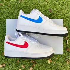 Nike Air Force 1 White Red Blue Swoosh Shoes Brand New Factory Laced Original Box Men’s 6 = Women’s 7.5 Men’s 6.5 = Women’s 8 Men’s 7 = Women’s 8.5 Men’s 7.5 = Women’s 9 (Check Out With Women’s Size) Ship Within 24 Hours 100% Authentic Final Sale Jordan 1 Turbo Green, Nike Waffle Trainer, Nike Air Force 1 White, Air Force 1 White, Nike Shox Nz, Nike Air Women, Blazer Mid 77 Vintage, Nike Air Max 2090, Shoes Hack