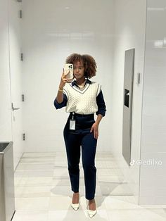 Corporate Girly, Cute Professional Outfits, Business Professional Outfits, Casual Work Outfits Women, Fashionable Work Outfit, Professional Outfits Women, Casual Chique, Business Outfits Women, Stylish Work Attire