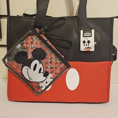 Super Adorable Travel Tote Set Large 3 Piece Set Disney Mickey Mouse X Bioworld 1 Large Tote 1 Medium 1 Small Duffle Bag With Wheels, Rolling Duffle Bag, New Disney Princesses, Weekend Travel Bags, Shoulder Sling, Travel Tote Bag, Travel Duffle, Duffle Bag Travel, Duffel Bag Travel