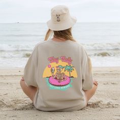 Life just got even cozier with this soft and comfy sweatshirt. This Stay Salty Skeleton Sweatshirt makes the Perfect gift; Whether it's for Summer, Birthdays, Parties or just because, this Comfy Sweatshirt is sure to become a favorite. Nice for chilly summer evenings and windy beach days, this sweatshirt will be a staple item all year round. For oversized style/look - please size up. See size chart for reference. Due to monitor settings and lighting, colors may appear slightly different. More ab Casual Relaxed Fit Sweatshirt For Vacation, Vacation Crew Neck Relaxed Fit Sweatshirt, Vacation Relaxed Fit Crew Neck Sweatshirt, Casual Crew Neck Sweatshirt For Vacation, Peach Sweatshirt, Sunset Sweatshirt, Beach Crewneck, Beach Pullover, Skeleton Sweatshirt