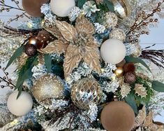 Winter Wonderland White and Gold Christmas Tree Kit Includes Ornaments, Fillers, Ribbon, Furry Owl and Squirrel Ornaments, Tree Topper - Etsy Velvet Christmas Tree, Christmas Tree Decoration Ideas, Elegant Christmas Tree Decorations, Tree Decoration Ideas, Winter Wonderland Decorations