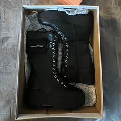 Nwot: These Shoes Have Never Been Worn And In New Condition. I Got Them As A Gift And They Were Not My Style So I Am Selling Them At A Low Price! Shoes Come With Two Pockets Attached To The Buckle. Price Shoes, Lace Up Combat Boots, Moto Boots, Low Price, Black Lace, Combat Boots, Buckle, Lace Up, Size 6