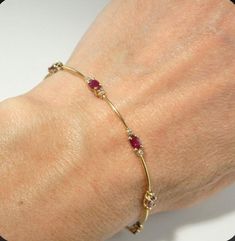 Ruby Bracelet, Jewelry Bracelets Gold, Bangles Jewelry Designs, Diamond Tennis Bracelet, Bracelets Gold Diamond, Gold Bangles Design, Dope Jewelry, Chain Links, Jewelry Lookbook