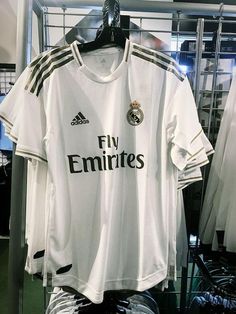 Real Madrid Jersey Outfit Women, Madrid Outfits, Real Madrid Jersey, Football Jersey Outfit, Soccer Outfits, Fitness Wear Outfits, Jersey Outfit