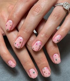 Pink And Star Nails, Christmas Nail Design For Short Nails, Star Gel Nail Designs, Starburst Nails Design, Multicoloured Star Nails, Star Nails Multicolor, Star Confetti Nails, Colorful Christmas Nail Designs, Pink Glitter Star Nails