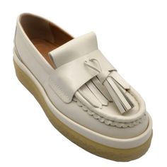 Elevate Your Casual Wardrobe With These Chlo Jamie Tassel-Embellished Platform Loafers. The Slip-On Style And Tasseled Accents Make Them A Perfect Addition To Any Outfit. These Leather Shoes Come In A Beautiful Beige Color And Have A Platform Sole For Extra Height. They Are Designed For Women And Come In Us Size 7. Platform Loafers, Casual Wardrobe, Beige Color, Flat Shoes Women, Leather Shoes, Loafer Flats, Chloe, Tassels, Loafers