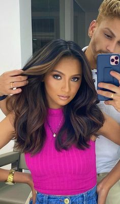 Hair Color For Warm Skin Tones, Wavy Bob Long, Dark Chocolate Hair, Hair Projects, Short Ombre Hair, Honey Brown Hair, Brown Hair Looks, Bold Hair Color, Cute Hair Colors