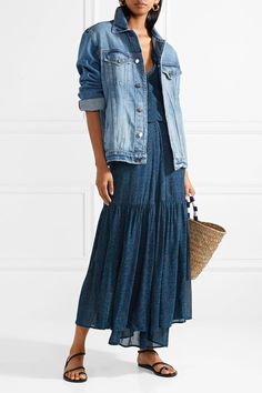 Maxi Dress Denim Jacket, Flat Sandals Outfit, Summer Thrift, Dress Denim Jacket, Rehearsal Dinner Outfits, Sleevless Dress, Oversized Jean Jacket, Denim Jacket With Dress, Denim Maxi Dress