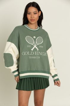 GH Tennis Club Patch Sweatshirt Trendy Athletic Outfits, Patch Sweatshirt, Tennis Club, Tennis Skirts, Club Sweatshirts, Tennis Fashion, Tennis Clubs, Tennis Clothes, Athletic Outfits