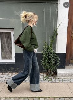 Ballet Flats Outfit, Look Boho Chic, Quoi Porter, Flats Outfit, Autumn Fits, Paris Mode, Looks Street Style, Mode Inspo