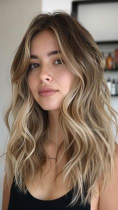 Dirty Blonde Delight: 25 Stunning Hair Ideas for Your 2024 Look Blond Hair Ideas Color, Wavy Blonde Balayage, New Hair Inspiration, Blond Balayage Dark Roots, Gradient Hair Brown To Blonde, Half Balayage Blonde, Balayage Hair Blonde 2024, Dark Base Blonde Balayage, Dirty Blonde Hair With Dark Roots