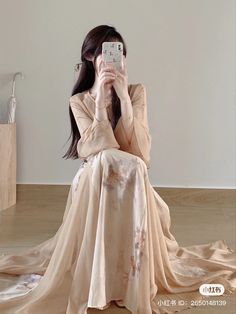 Classy Pictures, Dress With Coat, Ethereal Gowns, Qipao Dress, Dress Slim, Cheongsam Dress, New Chinese Style, Suspender Dress, Really Cute Outfits