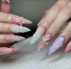 Summer Bday Nails, Pink Seashell Nails, Shell Gel Nails, Short Tropical Nails, Italy Vacation Nails, Mermaid Nail Designs, Siren Nails, Beach Summer Nails, Starfish Nails