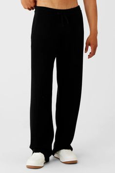 Scholar Straight Leg Sweatpant - Ivory | Alo Yoga Alo Yoga Wide Leg Casual Bottoms, Casual Alo Yoga Straight Pants, Casual Full-length Alo Yoga Pants, Casual Black Alo Yoga Bottoms, Alo Yoga Black Full Length Pants, Black Wide Leg Joggers For Loungewear, Alo Yoga Full Length Loungewear Pants, Alo Yoga Full-length Loungewear Pants, Black Pants With Straight Hem For Loungewear