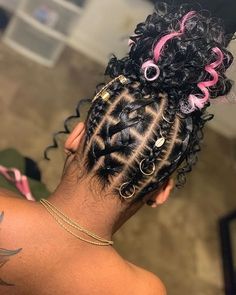 Band Hairstyles, Baddie Tattoos, Braided Buns, Rubber Band Hairstyles, Braid Videos, Curly Braids, Braided Bun Hairstyles, Braids Hairstyles Pictures