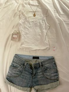 Coquette Outfits With Shorts, Coquette Shorts Outfit, Cute Outfits Shorts, Cute Summer Outfit, Downtown Outfits, Outfit Inspo Summer, 2000s Fashion Outfits, Summer Fits, Cute Everyday Outfits