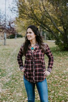 The classic cut of our Molly Jo Smock shirt is elevated by its luxe details. Gorgeous detail along the collar and cuffs make this smock shirt perfect for everything from a morning to a museum or a casual afternoon with friends. Pair this blouse with simple denim and a light poncho for an effortless, breezy look. Ships Internationally! Smock Shirt, Smock Top, Hip Hop Fashion, Collar And Cuff, Western Fashion