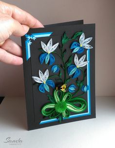 card quilling : 11,2cm / 16,2cm Toilet Roll Art, Quilling Birthday Cards, Quilling Inspiration, Card Quilling, Handmade Greeting Card Designs, Quilled Cards, Quilled Flowers, Paper Quilling Patterns, Quilled Creations