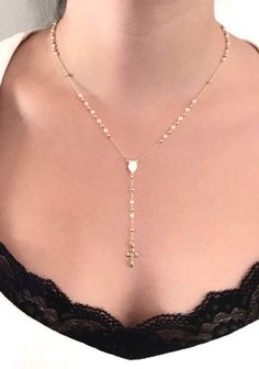 Dainty Rosary Necklace, White Gold Jewelry Necklaces, Pearl Rosary, Rosary Necklace, Gold Cross Necklace, Gold Jewelry Necklace, Rainbow Bracelet, Layered Jewelry, White Gold Jewelry