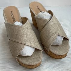 Women’s Shoe Dazzle Cross Front, Cork & Linen Textured Platform Slip-On Sandals. Size Us 7 New Never Worn, Very Cute And Will Compliment A Dress, Or Spring Pants. 3.5 Inch Wedge. Sku: A-16 Summer Platform Slippers With Cork-bed Midsoles, Vacation Slip-on Wedge Sandals With Cork-bed Midsoles, Beach Clogs With Cork-bed Midsoles And Open Heel, Beige Slip-on Sandals With Textured Sole, Spring Pants, Beige Wedge Sandals With Cork-bed Midsoles, Shoe Dazzle, Slip On Sandal, Platform Sandals