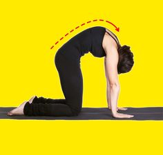 a woman is doing yoga on a mat with an arrow pointing to the right side