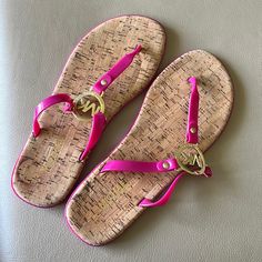 Never Worn Flip Flops Michael Kors, Iced Drinks Recipes, Drinks Recipes, Iced Drinks, Michael Kors Shoes, Flip Flop, Women's Shoes Sandals, Cork, Flip Flops