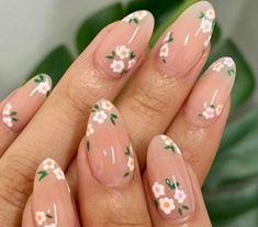 Modele de unghii pentru vara 2022 - Cupio Blog Milky Nails, Nail Tape, Nail Studio, Nailed It, American Beauty, Floral Nails, Chic Nails